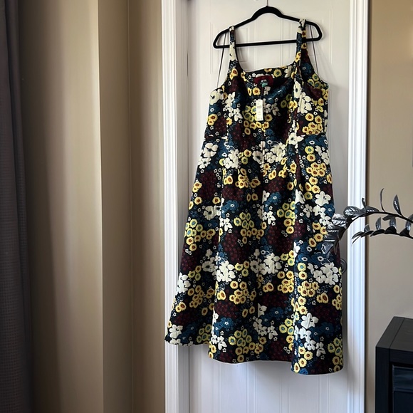 Maeve Dresses & Skirts - Anthropologie Maeve Dress Floral Print Size 24 NWT